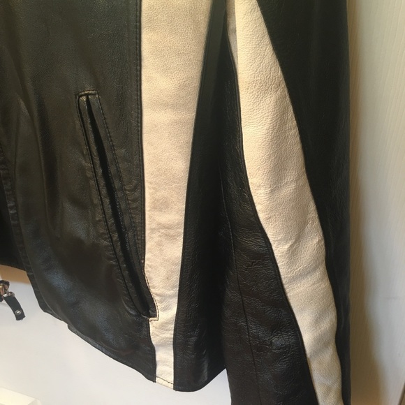 Wilson’s Leather Motorcycle Jacket Men’s medium - Picture 6 of 9